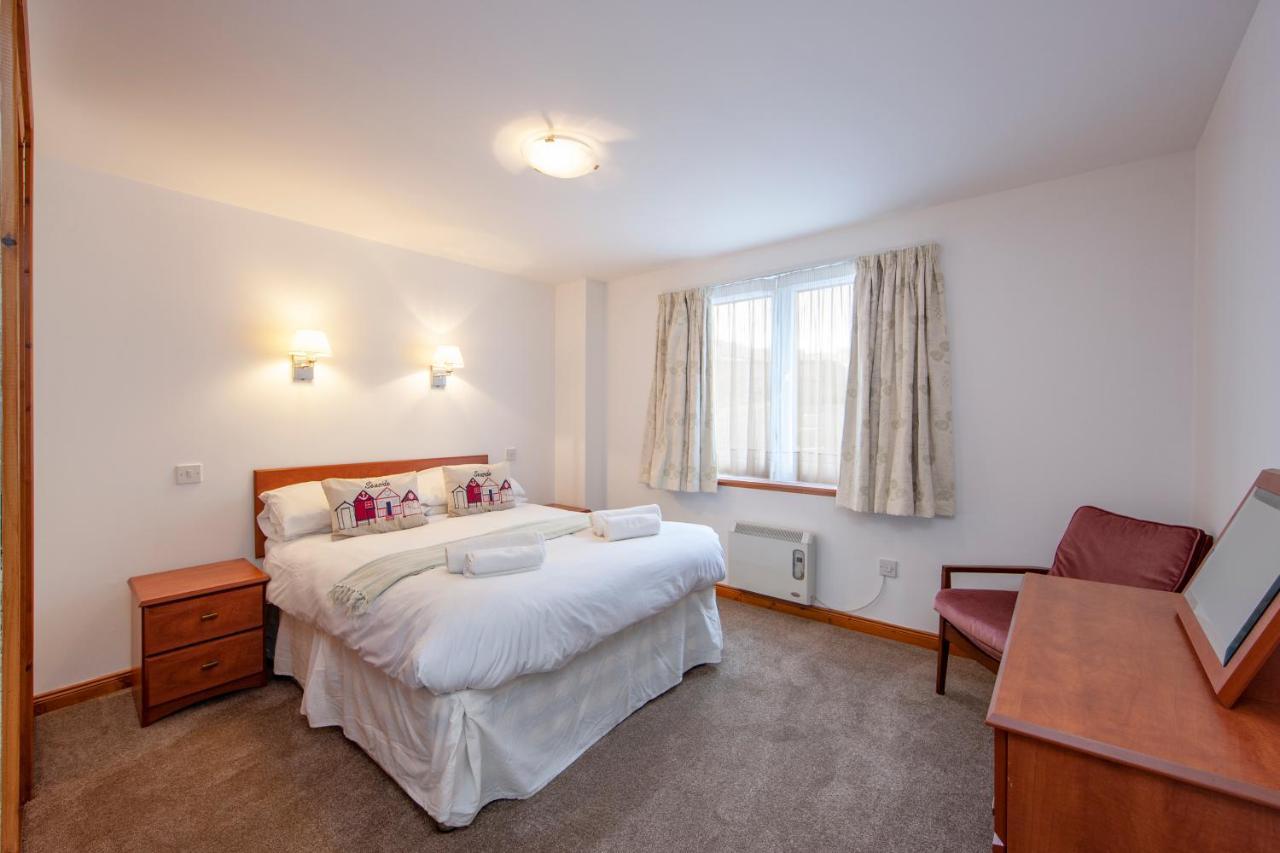 Esplanade Court Holiday Apartments Обан Экстерьер фото