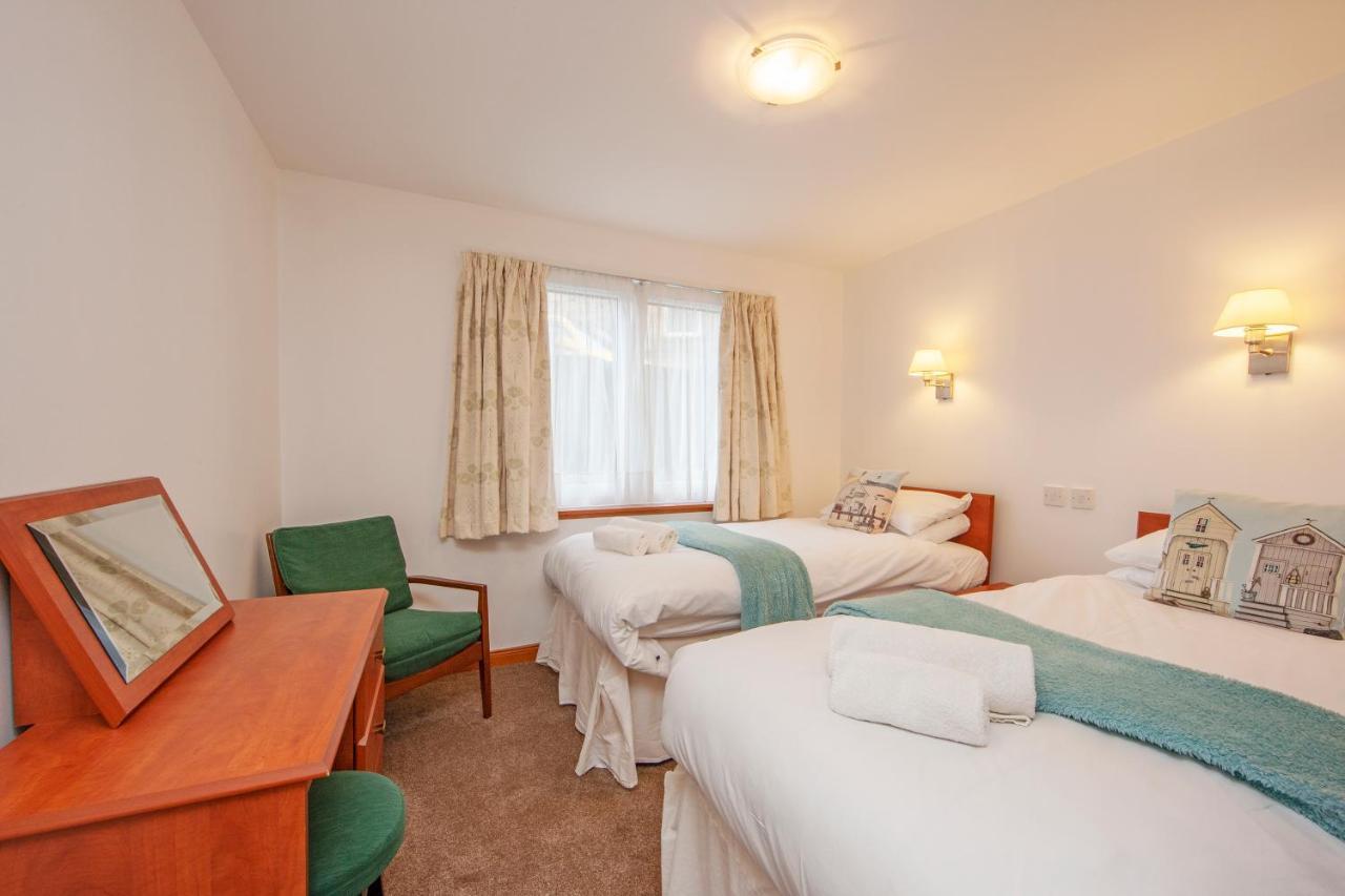 Esplanade Court Holiday Apartments Обан Экстерьер фото